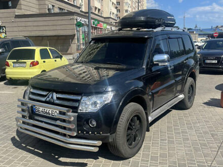 Чорний Міцубісі Паджеро Вагон, об'ємом двигуна 3.83 л та пробігом 315 тис. км за 12000 $, фото 1 на Automoto.ua