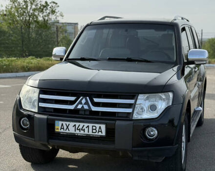 Черный Мицубиси Паджеро Вагон, объемом двигателя 3 л и пробегом 250 тыс. км за 8500 $, фото 1 на Automoto.ua