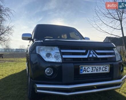 Черный Мицубиси Паджеро Вагон, объемом двигателя 3.2 л и пробегом 288 тыс. км за 12800 $, фото 1 на Automoto.ua