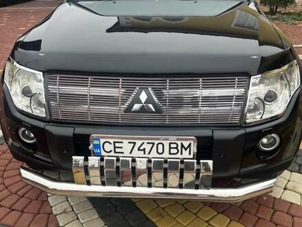 Черный Мицубиси Паджеро Вагон, объемом двигателя 3.2 л и пробегом 180 тыс. км за 13000 $, фото 1 на Automoto.ua