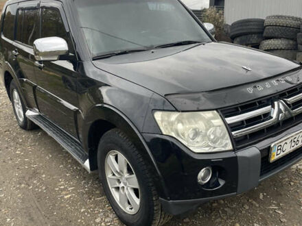 Черный Мицубиси Паджеро Вагон, объемом двигателя 2.97 л и пробегом 210 тыс. км за 10500 $, фото 1 на Automoto.ua