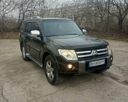 Черный Мицубиси Паджеро Вагон, объемом двигателя 3.2 л и пробегом 273 тыс. км за 9200 $, фото 1 на Automoto.ua