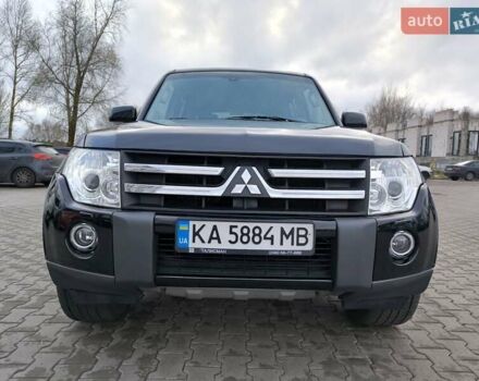 Чорний Міцубісі Паджеро Вагон, об'ємом двигуна 3.2 л та пробігом 263 тис. км за 13800 $, фото 1 на Automoto.ua