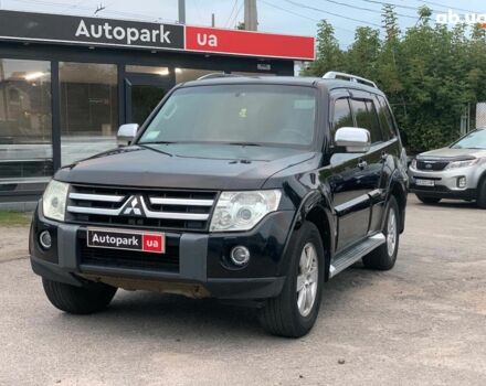 Чорний Міцубісі Паджеро Вагон, об'ємом двигуна 3 л та пробігом 232 тис. км за 11390 $, фото 1 на Automoto.ua