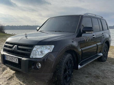 Чорний Міцубісі Паджеро Вагон, об'ємом двигуна 3.2 л та пробігом 281 тис. км за 10450 $, фото 1 на Automoto.ua