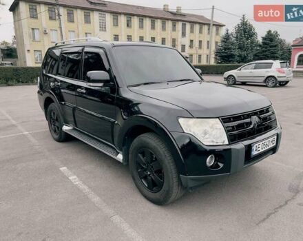 Чорний Міцубісі Паджеро Вагон, об'ємом двигуна 3 л та пробігом 260 тис. км за 13000 $, фото 1 на Automoto.ua