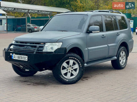 Мицубиси Паджеро Вагон 2008 в Киеве на Automoto.ua Черный Мицубиси Паджеро Вагон, объемом двигателя 2.97 л и пробегом 300 тыс. км за 11500 $, фото 1 на Automoto.ua