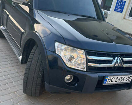 Чорний Міцубісі Паджеро Вагон, об'ємом двигуна 2.97 л та пробігом 215 тис. км за 10800 $, фото 1 на Automoto.ua
