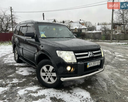 Черный Мицубиси Паджеро Вагон, объемом двигателя 3.83 л и пробегом 220 тыс. км за 8400 $, фото 1 на Automoto.ua