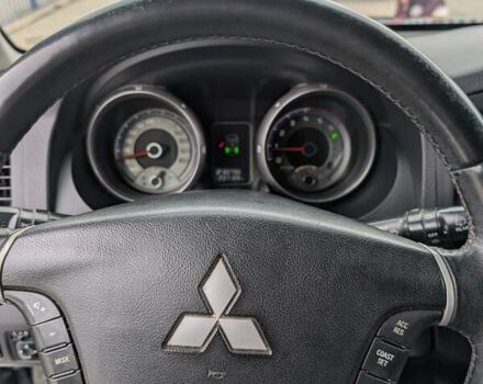 Чорний Міцубісі Паджеро Вагон, об'ємом двигуна 3.2 л та пробігом 240 тис. км за 13200 $, фото 1 на Automoto.ua