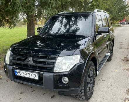 Чорний Міцубісі Паджеро Вагон, об'ємом двигуна 3.2 л та пробігом 281 тис. км за 10999 $, фото 1 на Automoto.ua
