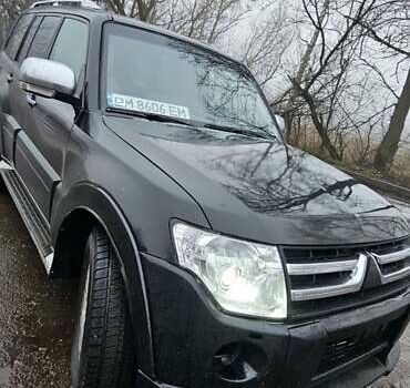 Черный Мицубиси Паджеро Вагон, объемом двигателя 3.2 л и пробегом 300 тыс. км за 10500 $, фото 1 на Automoto.ua