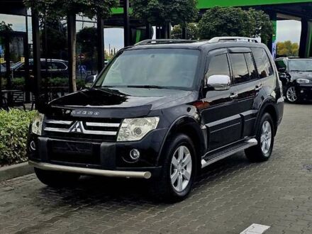Черный Мицубиси Паджеро Вагон, объемом двигателя 0 л и пробегом 200 тыс. км за 11300 $, фото 1 на Automoto.ua