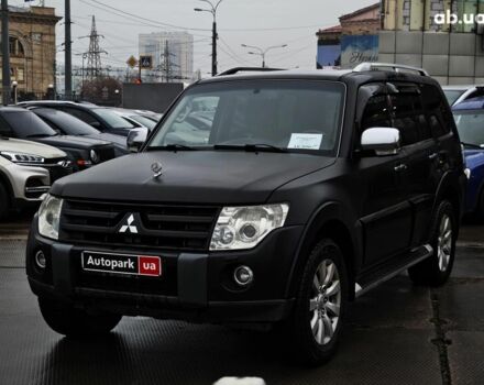 Черный Мицубиси Паджеро Вагон, объемом двигателя 3.8 л и пробегом 219 тыс. км за 10990 $, фото 1 на Automoto.ua