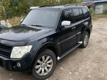 Мицубиси Паджеро Вагон 2010 в Киеве на Automoto.ua Черный Мицубиси Паджеро Вагон, объемом двигателя 3.2 л и пробегом 293 тыс. км за 16000 $, фото 1 на Automoto.ua