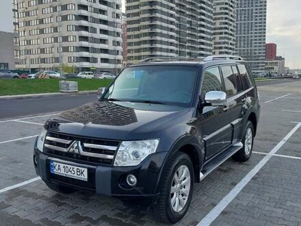 Черный Мицубиси Паджеро Вагон, объемом двигателя 3.2 л и пробегом 179 тыс. км за 17500 $, фото 1 на Automoto.ua