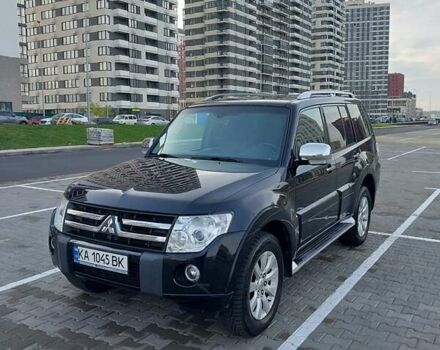Черный Мицубиси Паджеро Вагон, объемом двигателя 3.2 л и пробегом 179 тыс. км за 17500 $, фото 1 на Automoto.ua