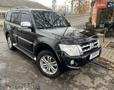 Черный Мицубиси Паджеро Вагон, объемом двигателя 3.2 л и пробегом 230 тыс. км за 17000 $, фото 1 на Automoto.ua