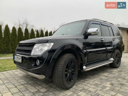 Чорний Міцубісі Паджеро Вагон, об'ємом двигуна 3.2 л та пробігом 174 тис. км за 21500 $, фото 1 на Automoto.ua