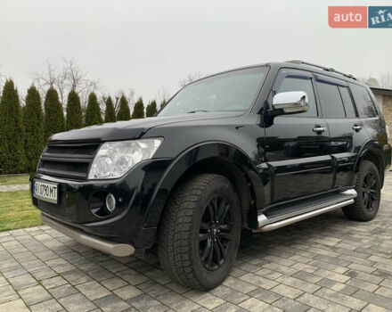 Черный Мицубиси Паджеро Вагон, объемом двигателя 3.2 л и пробегом 174 тыс. км за 21500 $, фото 1 на Automoto.ua