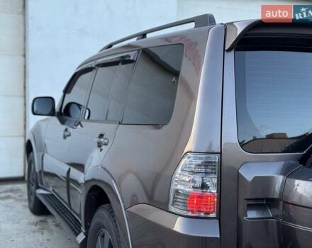 Коричневий Міцубісі Паджеро Вагон, об'ємом двигуна 3.2 л та пробігом 234 тис. км за 13900 $, фото 25 на Automoto.ua