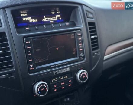 Коричневий Міцубісі Паджеро Вагон, об'ємом двигуна 3.2 л та пробігом 234 тис. км за 13900 $, фото 31 на Automoto.ua