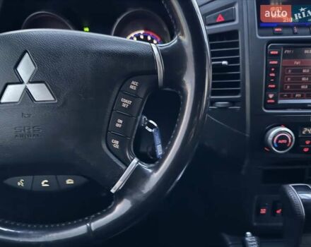 Коричневий Міцубісі Паджеро Вагон, об'ємом двигуна 3.2 л та пробігом 234 тис. км за 13900 $, фото 53 на Automoto.ua