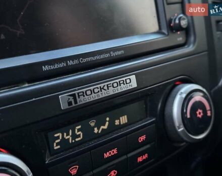 Коричневий Міцубісі Паджеро Вагон, об'ємом двигуна 3.2 л та пробігом 234 тис. км за 13900 $, фото 32 на Automoto.ua