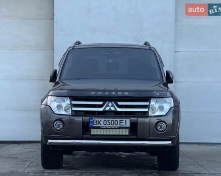 Коричневий Міцубісі Паджеро Вагон, об'ємом двигуна 3.2 л та пробігом 234 тис. км за 13900 $, фото 12 на Automoto.ua