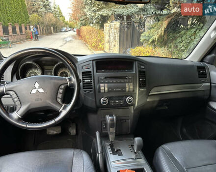 Коричневый Мицубиси Паджеро Вагон, объемом двигателя 3 л и пробегом 143 тыс. км за 14900 $, фото 8 на Automoto.ua