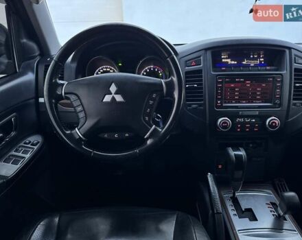 Коричневий Міцубісі Паджеро Вагон, об'ємом двигуна 3.2 л та пробігом 234 тис. км за 13900 $, фото 7 на Automoto.ua