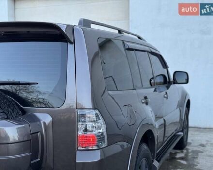 Коричневий Міцубісі Паджеро Вагон, об'ємом двигуна 3.2 л та пробігом 234 тис. км за 13900 $, фото 27 на Automoto.ua