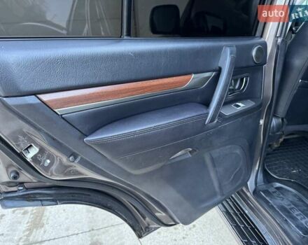 Коричневий Міцубісі Паджеро Вагон, об'ємом двигуна 3.2 л та пробігом 234 тис. км за 13900 $, фото 57 на Automoto.ua