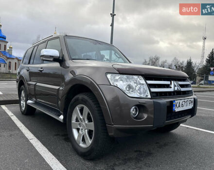 Коричневий Міцубісі Паджеро Вагон, об'ємом двигуна 3.83 л та пробігом 100 тис. км за 19900 $, фото 2 на Automoto.ua