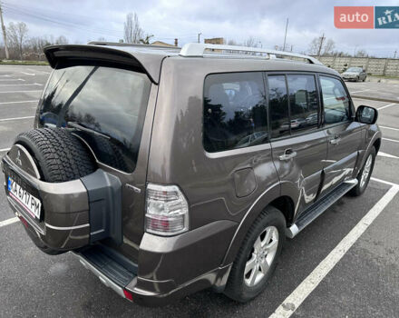 Коричневий Міцубісі Паджеро Вагон, об'ємом двигуна 3.83 л та пробігом 100 тис. км за 19900 $, фото 22 на Automoto.ua