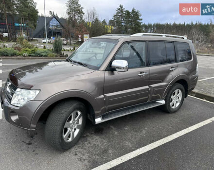 Коричневий Міцубісі Паджеро Вагон, об'ємом двигуна 3.83 л та пробігом 100 тис. км за 19900 $, фото 10 на Automoto.ua