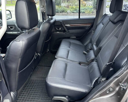 Коричневий Міцубісі Паджеро Вагон, об'ємом двигуна 3.83 л та пробігом 100 тис. км за 19900 $, фото 59 на Automoto.ua