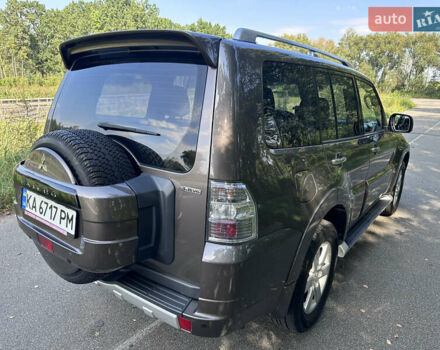 Коричневый Мицубиси Паджеро Вагон, объемом двигателя 3.83 л и пробегом 100 тыс. км за 19900 $, фото 16 на Automoto.ua
