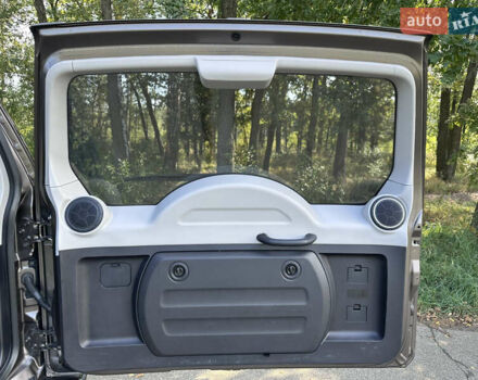 Коричневый Мицубиси Паджеро Вагон, объемом двигателя 3.83 л и пробегом 100 тыс. км за 19900 $, фото 19 на Automoto.ua