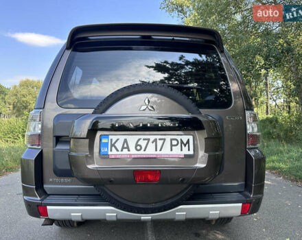 Коричневый Мицубиси Паджеро Вагон, объемом двигателя 3.83 л и пробегом 100 тыс. км за 19900 $, фото 17 на Automoto.ua