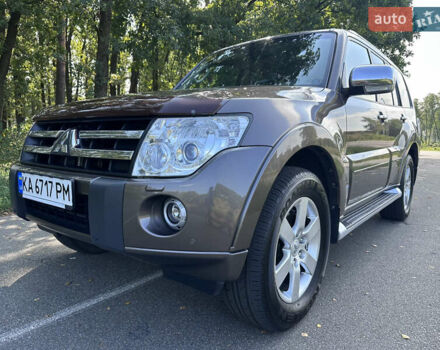 Коричневый Мицубиси Паджеро Вагон, объемом двигателя 3.83 л и пробегом 100 тыс. км за 19900 $, фото 3 на Automoto.ua
