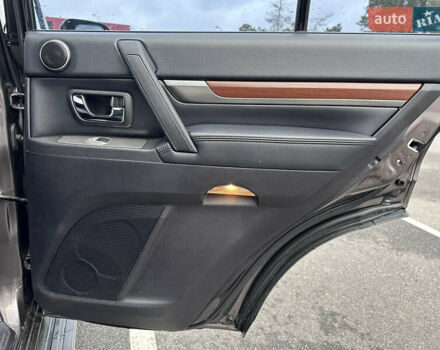 Коричневий Міцубісі Паджеро Вагон, об'ємом двигуна 3.83 л та пробігом 100 тис. км за 19900 $, фото 55 на Automoto.ua