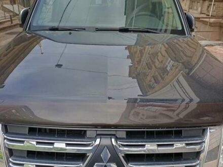 Красный Мицубиси Паджеро Вагон, объемом двигателя 3.8 л и пробегом 288 тыс. км за 14600 $, фото 1 на Automoto.ua