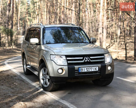 Міцубісі Паджеро Вагон, об'ємом двигуна 3.2 л та пробігом 426 тис. км за 10000 $, фото 7 на Automoto.ua