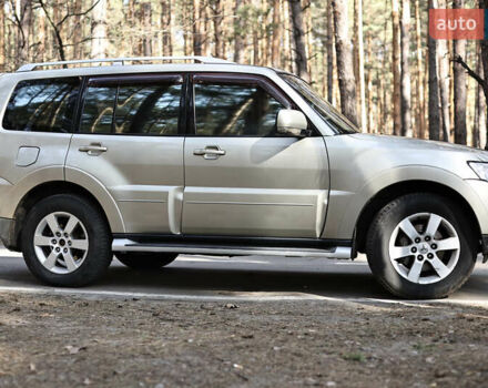 Міцубісі Паджеро Вагон, об'ємом двигуна 3.2 л та пробігом 426 тис. км за 10000 $, фото 14 на Automoto.ua