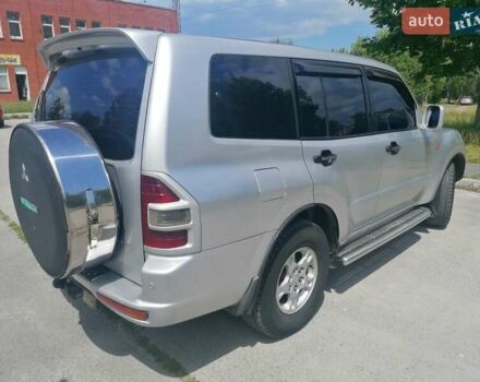 Сірий Міцубісі Паджеро Вагон, об'ємом двигуна 2.5 л та пробігом 328 тис. км за 10200 $, фото 9 на Automoto.ua