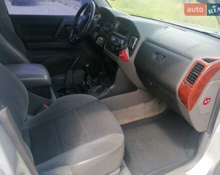 Сірий Міцубісі Паджеро Вагон, об'ємом двигуна 2.5 л та пробігом 328 тис. км за 10200 $, фото 33 на Automoto.ua