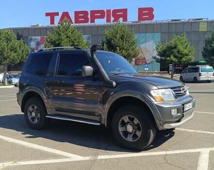 Серый Мицубиси Паджеро Вагон, объемом двигателя 3.2 л и пробегом 298 тыс. км за 10000 $, фото 4 на Automoto.ua