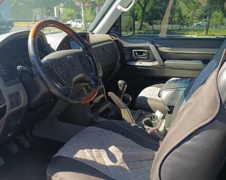 Серый Мицубиси Паджеро Вагон, объемом двигателя 3.2 л и пробегом 298 тыс. км за 10000 $, фото 1 на Automoto.ua