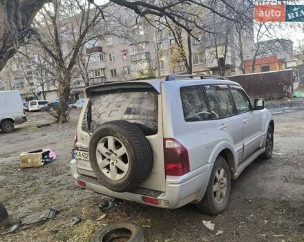 Сірий Міцубісі Паджеро Вагон, об'ємом двигуна 3.5 л та пробігом 223 тис. км за 8200 $, фото 5 на Automoto.ua